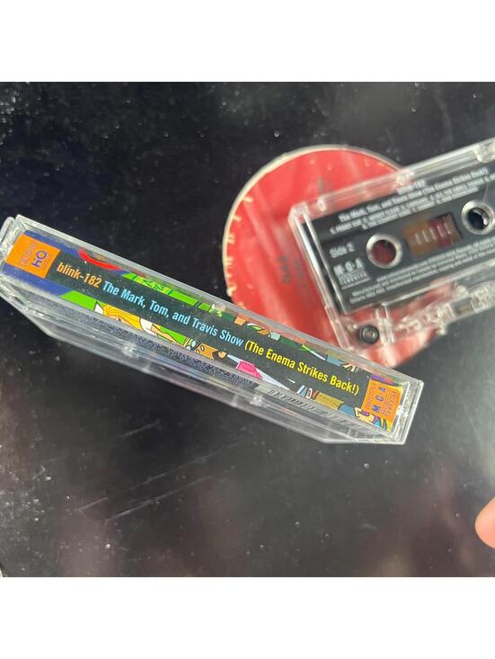 Blink-182 the Mark, Tom and Travis Show Cassette - Picture 4 of 4